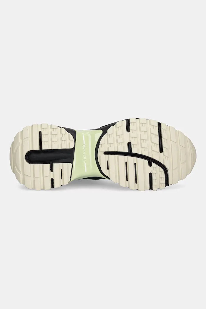 CALVIN KLEIN JEANS Маратонки HIKE RUNNER MG TECH KNIT в черно YW0YW01856