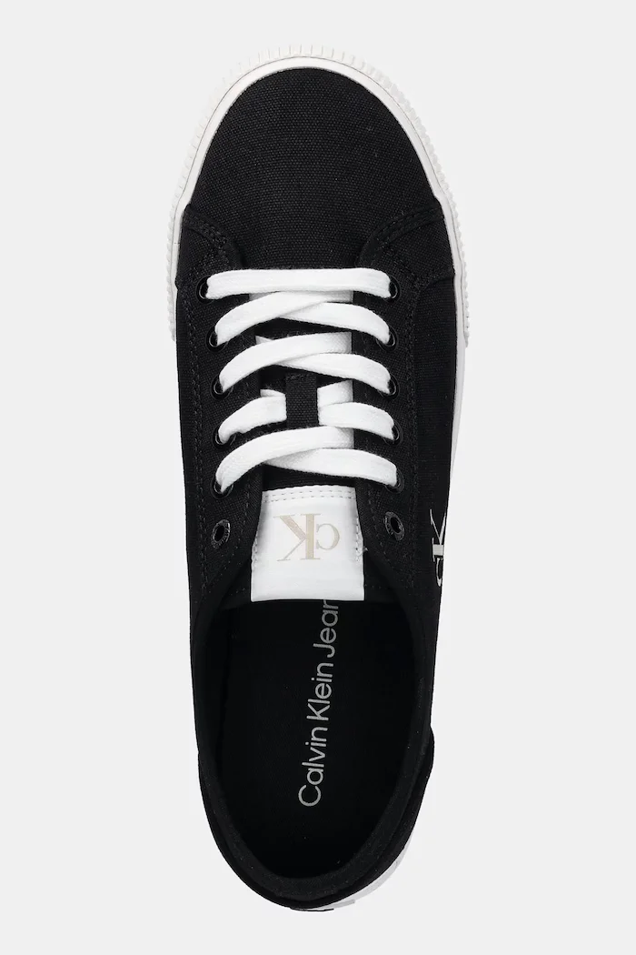 CALVIN KLEIN JEANS Ниски кецове ESS VULC LOW MG CANVAS в черно YM0YM01209