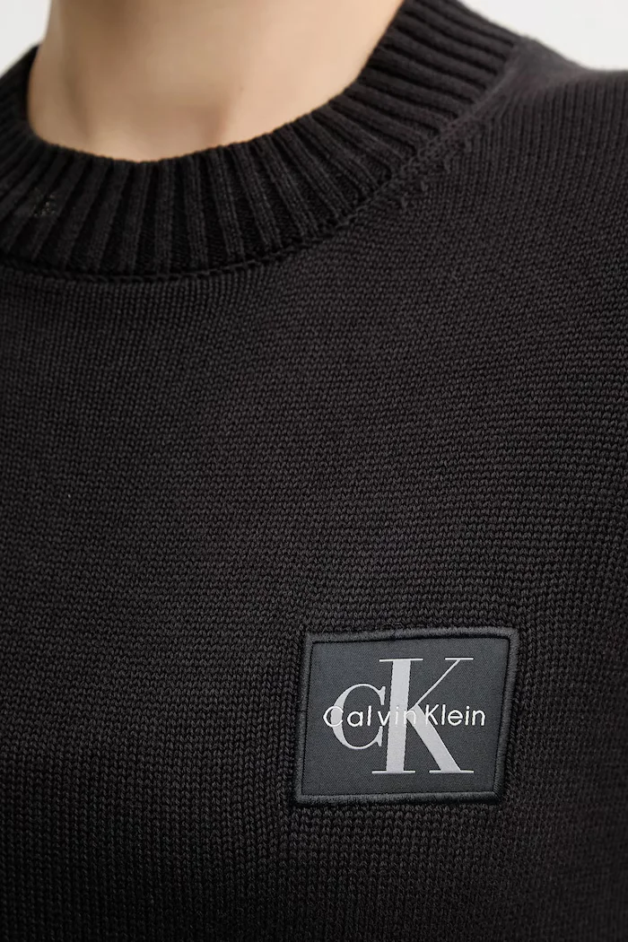 CALVIN KLEIN JEANS Памучен пуловер в черно LV047D351G