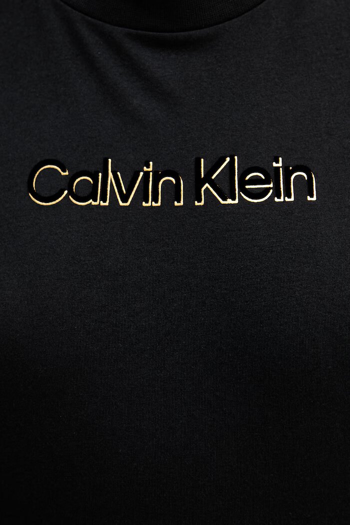 CALVIN KLEIN JEANS Памучна тениска дамска в черно LV047E821G