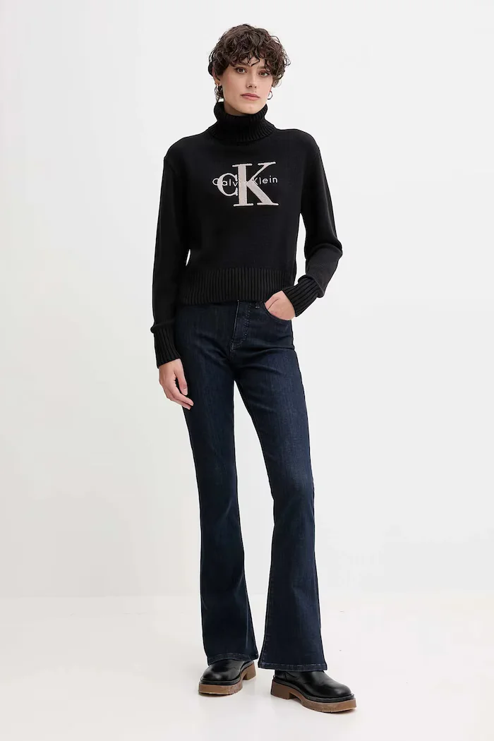 CALVIN KLEIN JEANS Пуловер в черно с поло LV047D354G