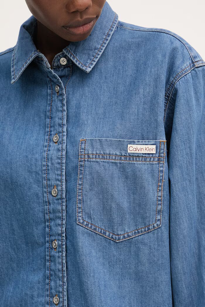 CALVIN KLEIN JEANS риза дамска от деним синя с изчистена шарка LV047F790G