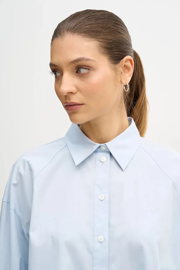 CALVIN KLEIN JEANS Риза дамска в синьо със свободна кройка с класическа яка LV047C141G