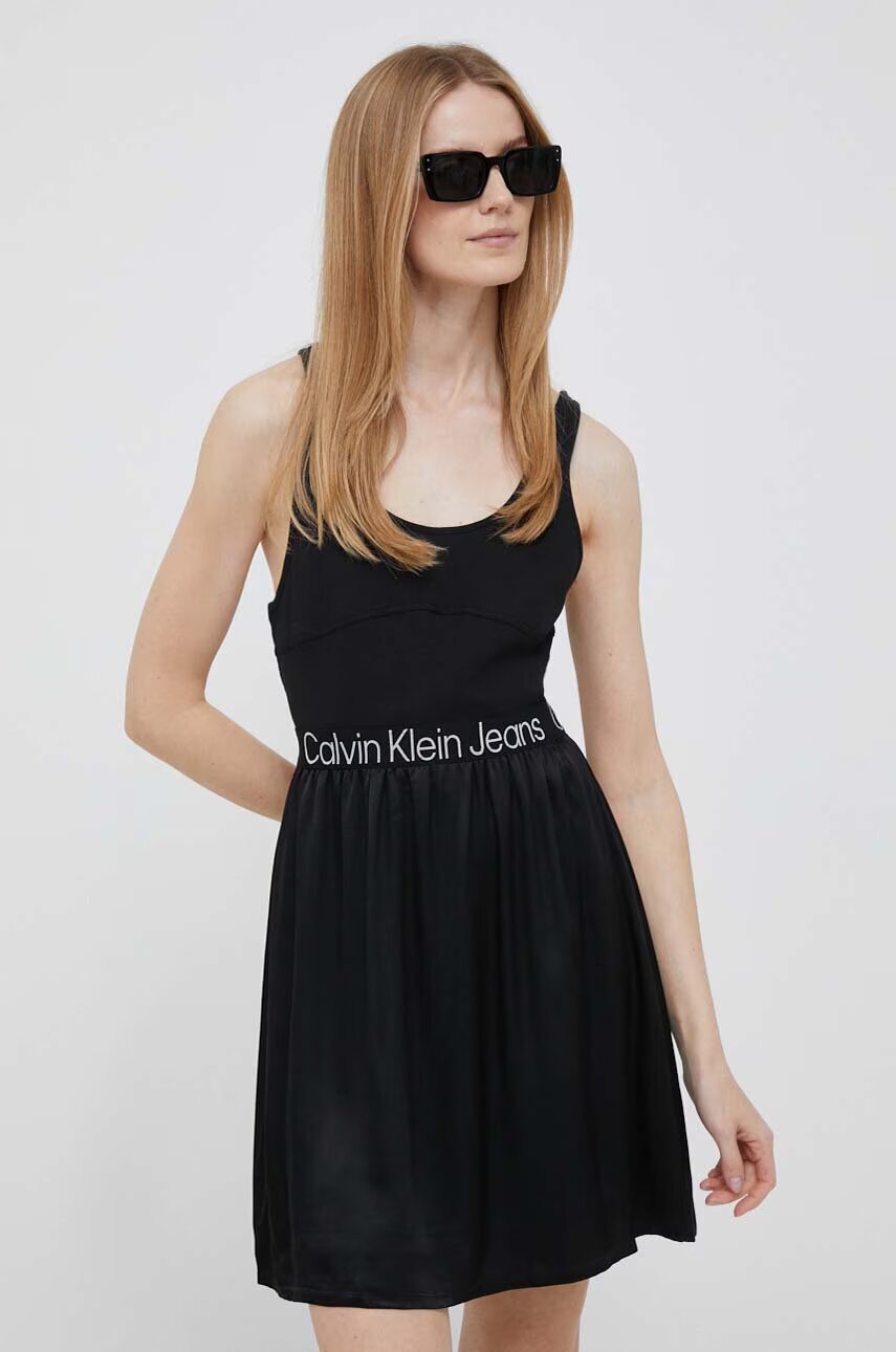 CALVIN KLEIN JEANS Рокля