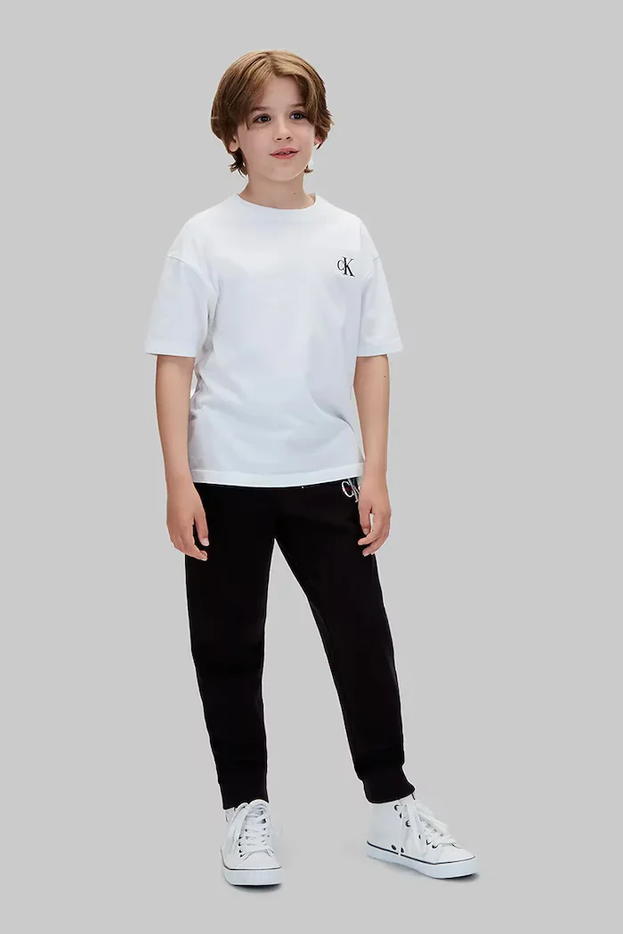 CALVIN KLEIN JEANS спортен панталон за деца от памук черен със стандартна талия LVCKTJC08U