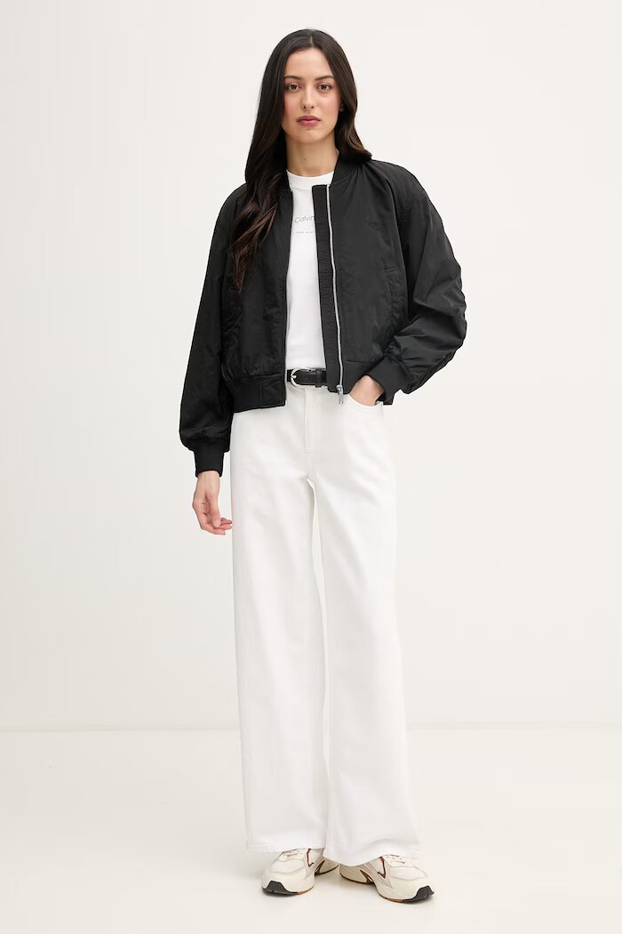 CALVIN KLEIN JEANS тениска дамска от памук бяла LV047C811G