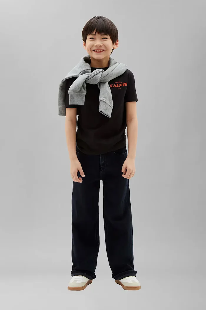 CALVIN KLEIN JEANS тениска за деца от памук черна LVCKTJA40B