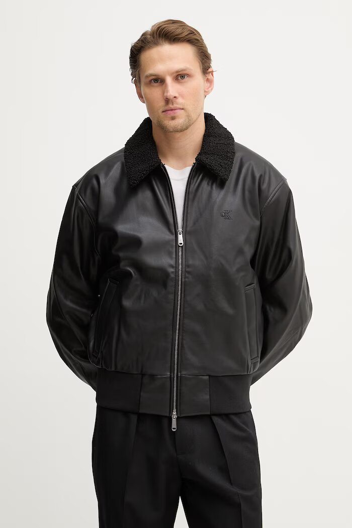 CALVIN KLEIN JEANS Яке в черно преходен модел LV04RE403G