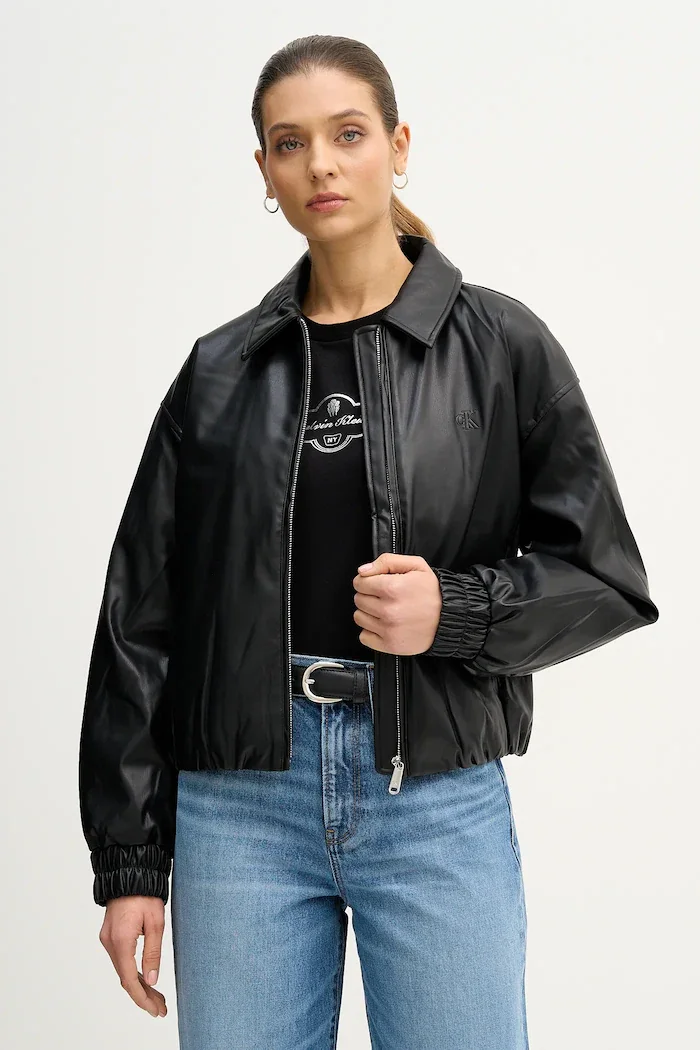 CALVIN KLEIN JEANS Яке в черно преходен модел с уголемена кройка LV047E507G