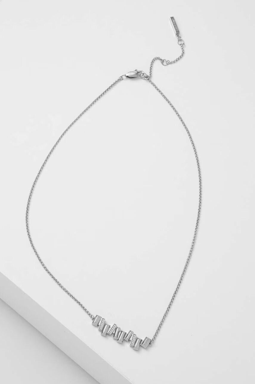 CALVIN KLEIN Колие