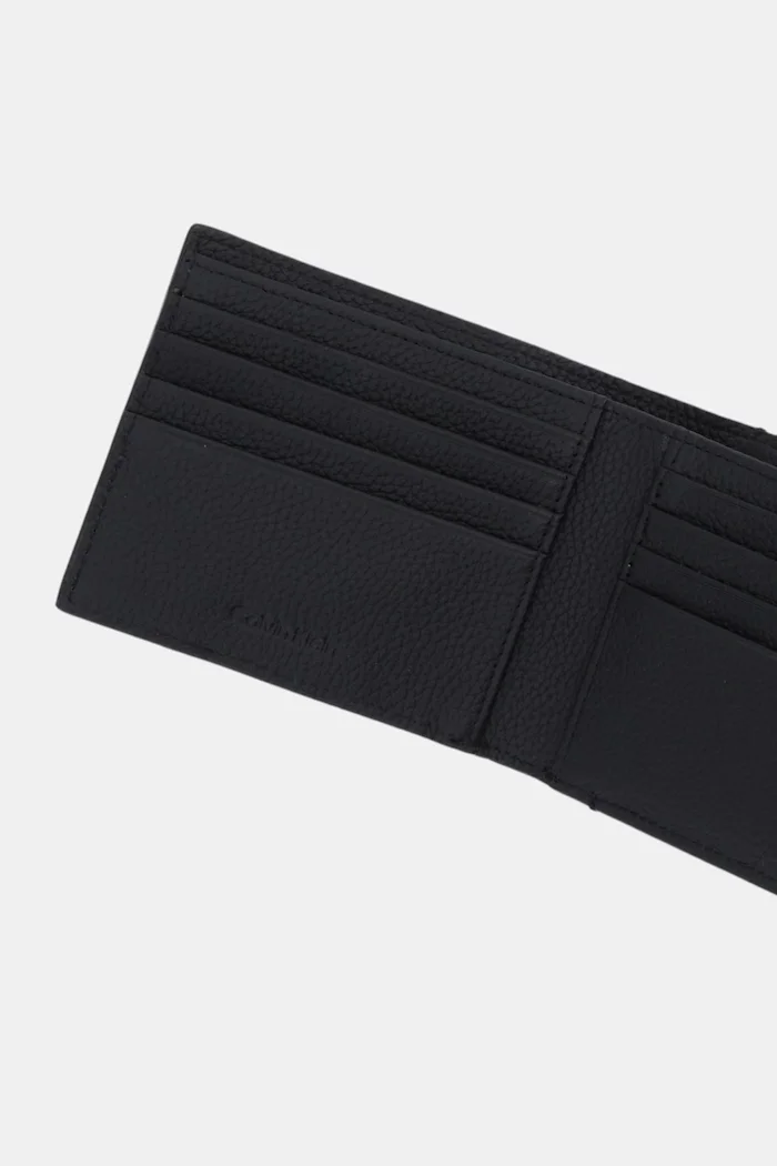 CALVIN KLEIN Кожен портфейл мъжки в черно LV04D1062G