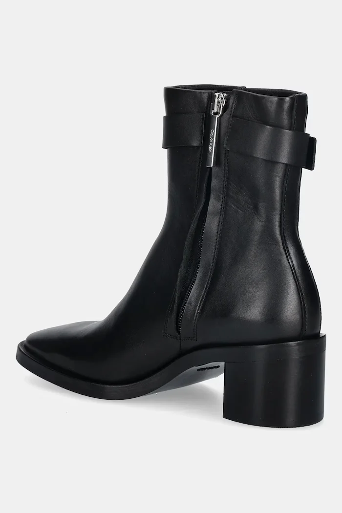 CALVIN KLEIN Кожени боти BLOCK HEEL BOOT W/ METAL LOGO в черно с дебел ток HW0HW02591
