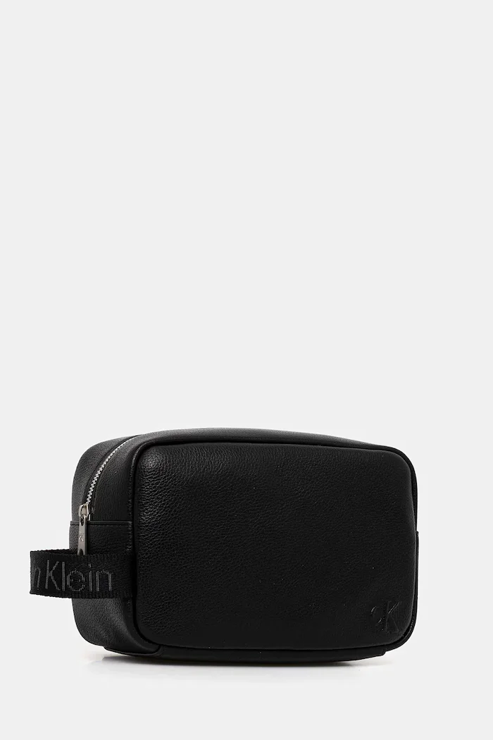 CALVIN KLEIN Козметична чанта в черно LV04D1090G