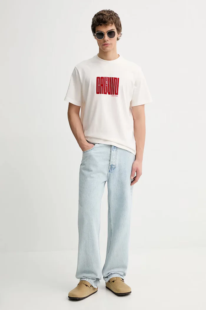 CALVIN KLEIN Памучна тениска в бежово с принт LV04RE832G