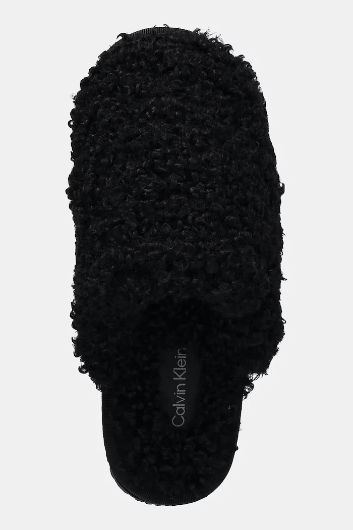 CALVIN KLEIN Пантофи CLOSE SLIPPER FUR в черно YW0YW01975