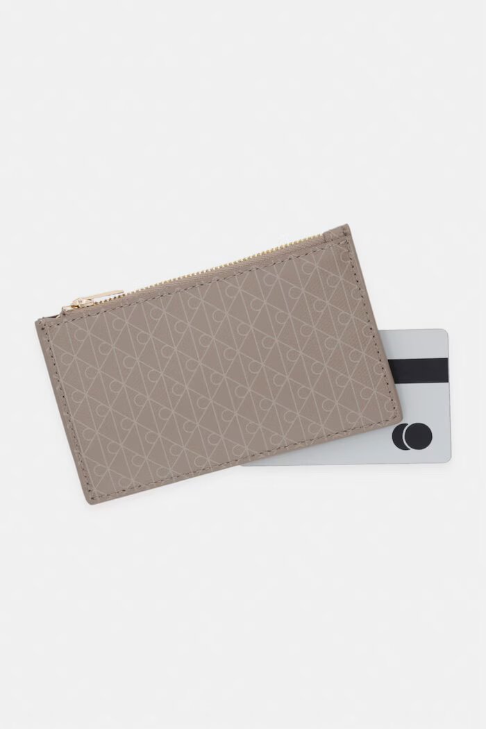 CALVIN KLEIN портфейл дамски от имитация на кожа бежов LV04F1084G