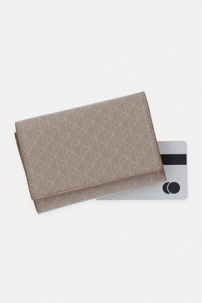 CALVIN KLEIN портфейл RFID дамски бежов LV04F1118G