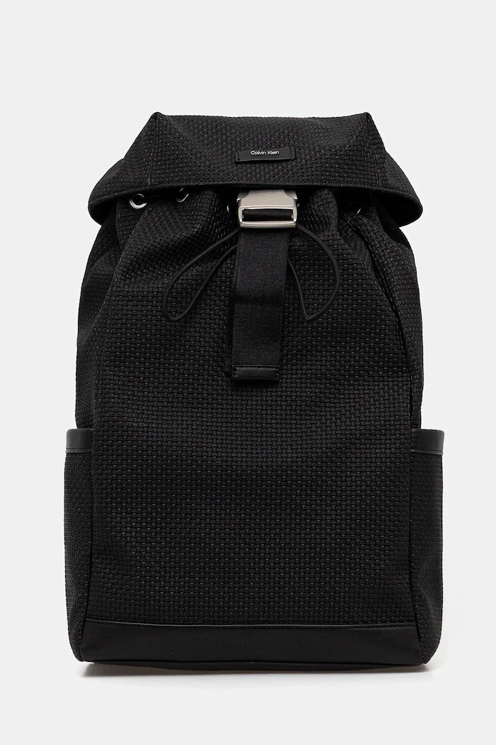 CALVIN KLEIN Раница в черно голям размер с изчистен дизайн LV04D3276G