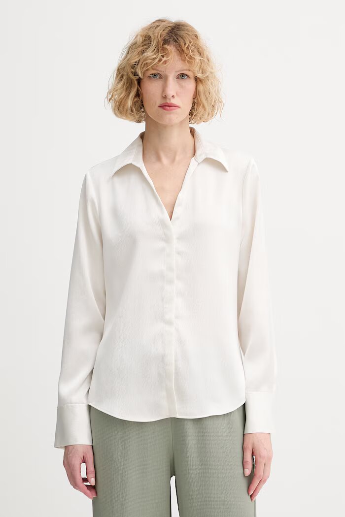 CALVIN KLEIN риза дамска бежова с изчистена шарка LV044F129G