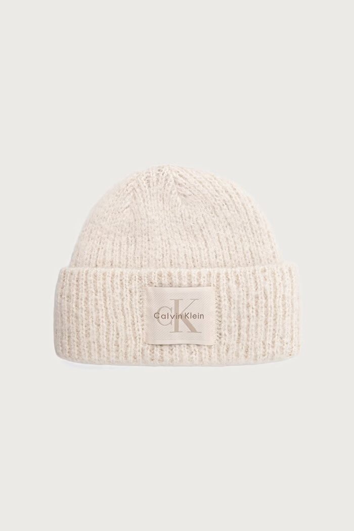 CALVIN KLEIN шапка beanie дамска с вълна бежова LV04F8104G