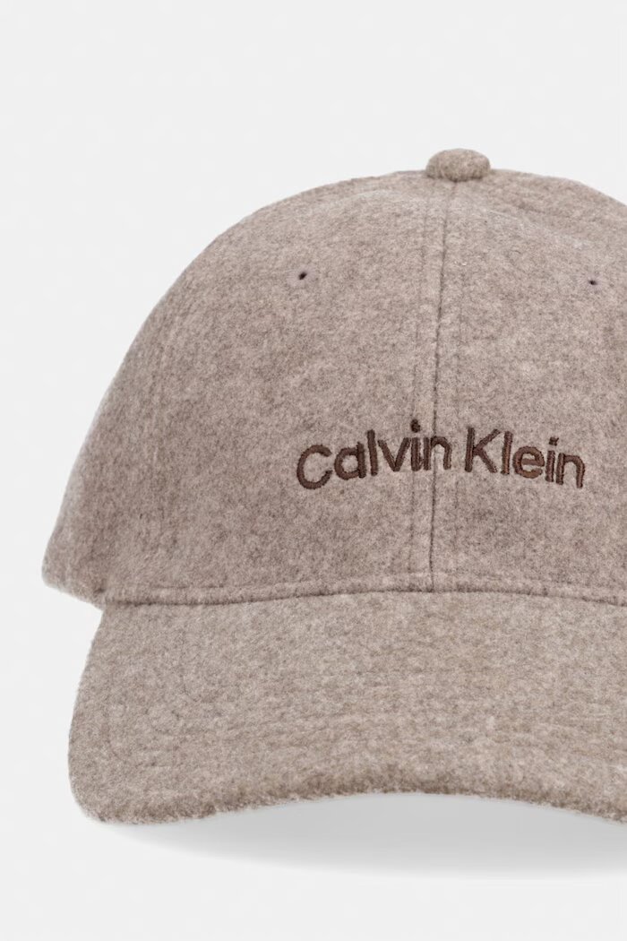 CALVIN KLEIN шапка с козирка дамска кафява LV04D5131G