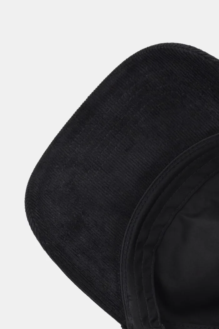 CALVIN KLEIN Шапка с козирка в черно LV04D5064G