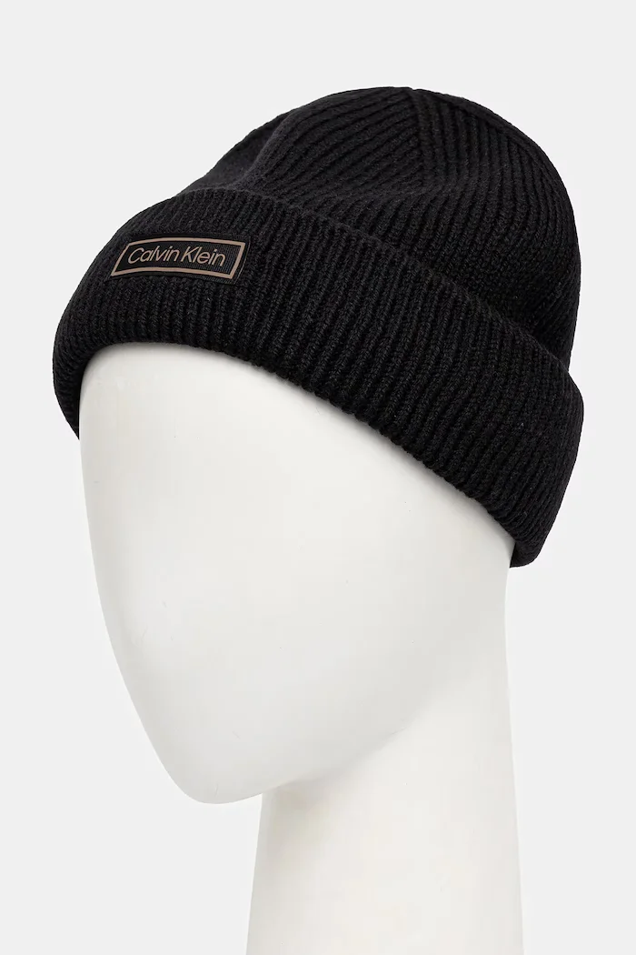 CALVIN KLEIN Шапка с вълна в черно LV04D8058G
