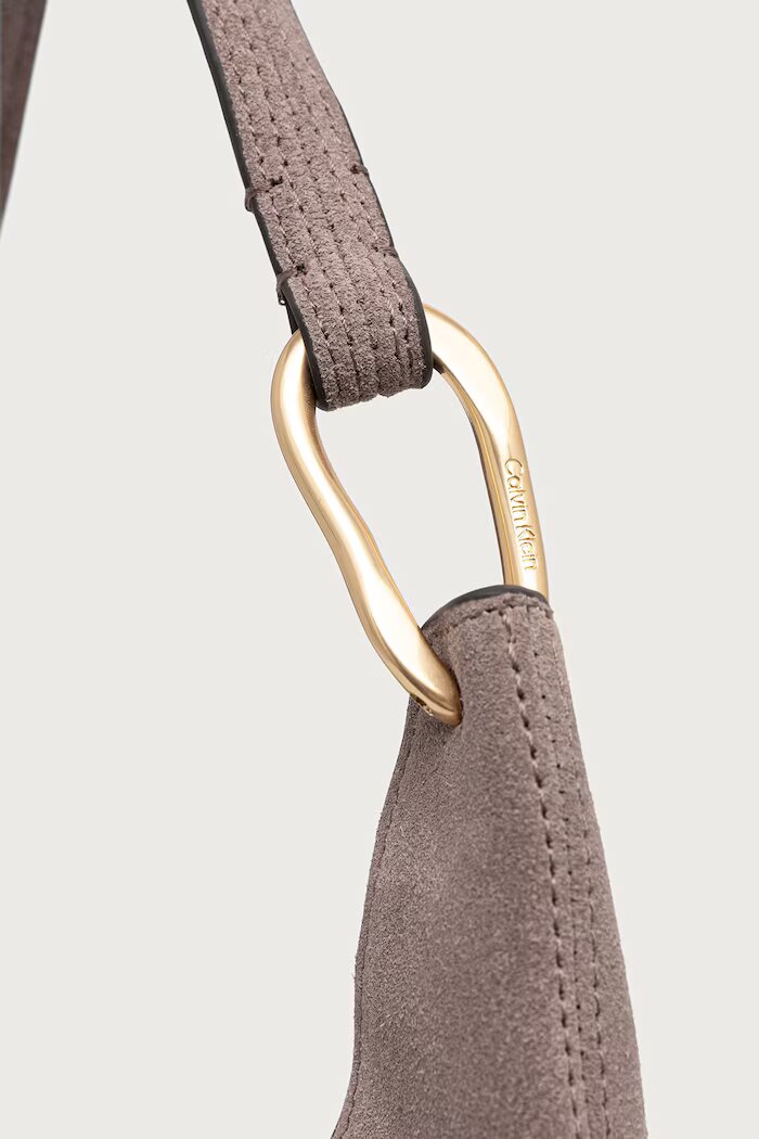 CALVIN KLEIN шопинг чанта дамска от велур виолетова LV04F3690G