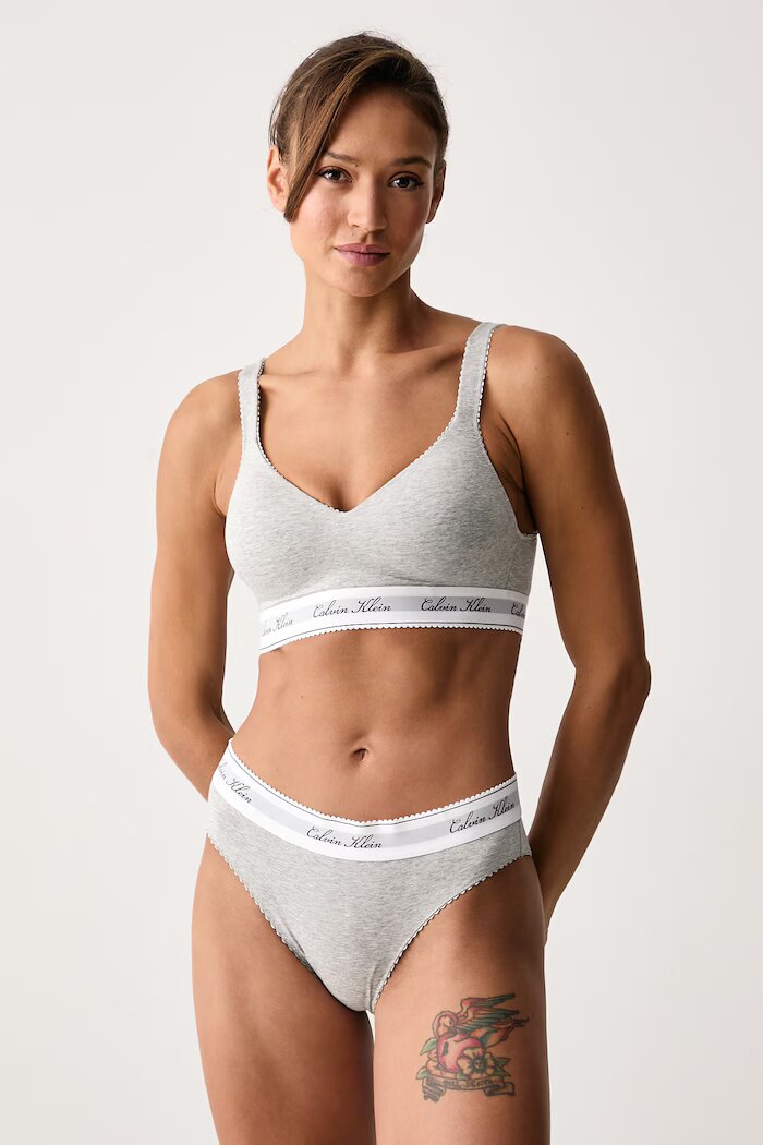 Calvin Klein Underwear бикини дамски с памук сиви LV00QF9073