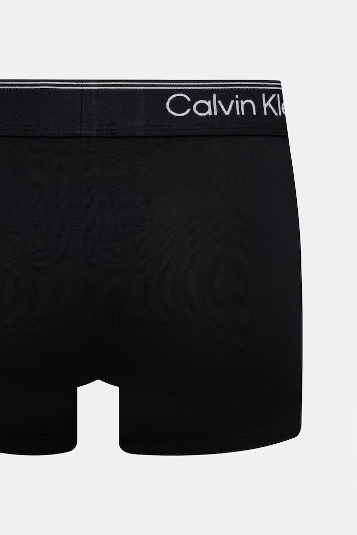 Calvin Klein Underwear прилепнали боксерки мъжки 3 броя черни LV00NB4409
