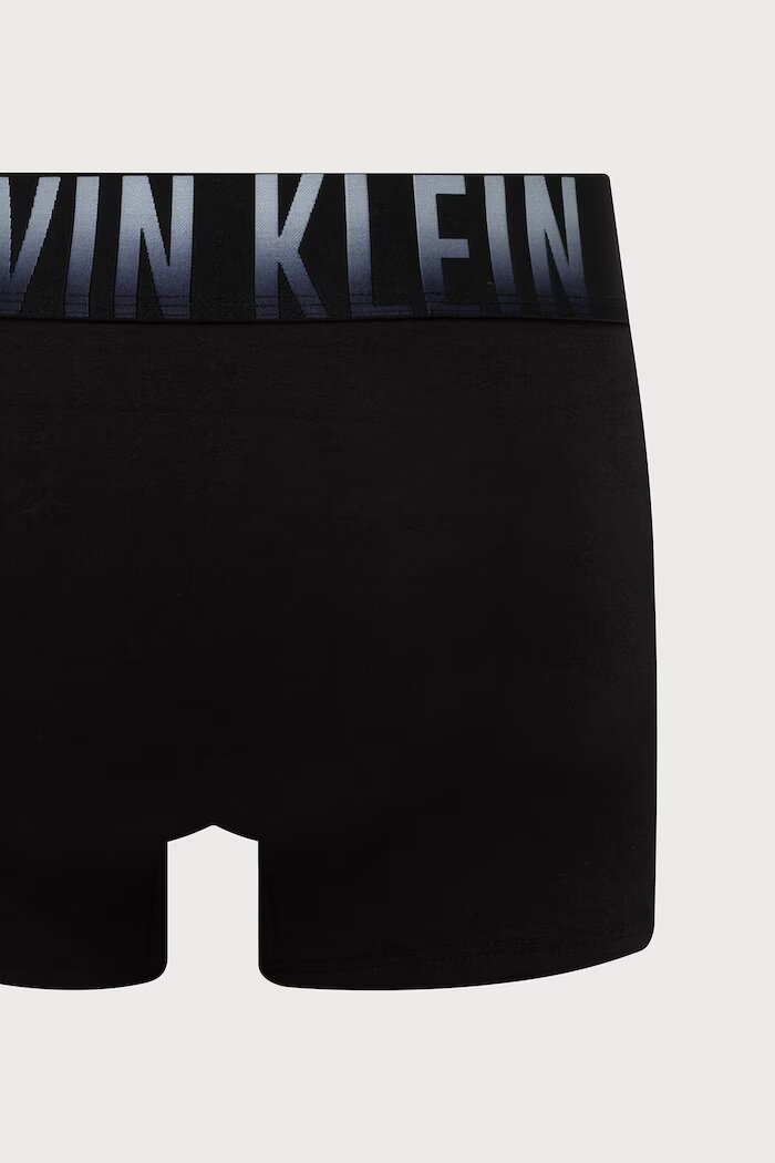Calvin Klein Underwear прилепнали боксерки мъжки от памук с еластан 3 броя черни LV00NB4626
