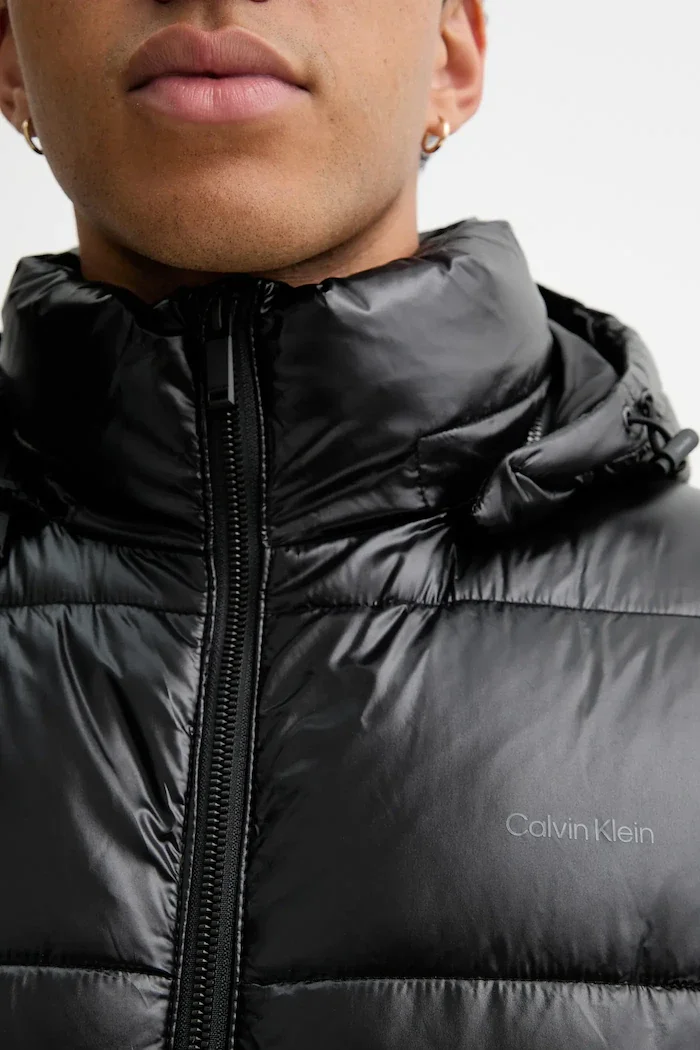 CALVIN KLEIN Яке в черно зимен модел LV04LD539G