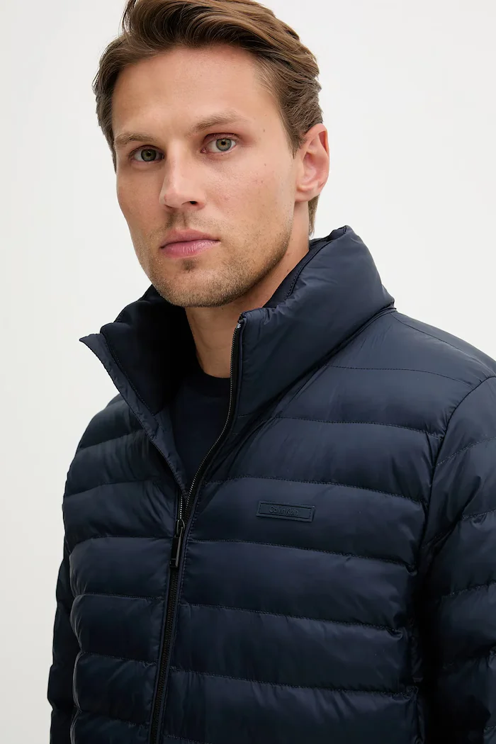 CALVIN KLEIN Яке в тъмносиньо преходен модел LV04LC506G