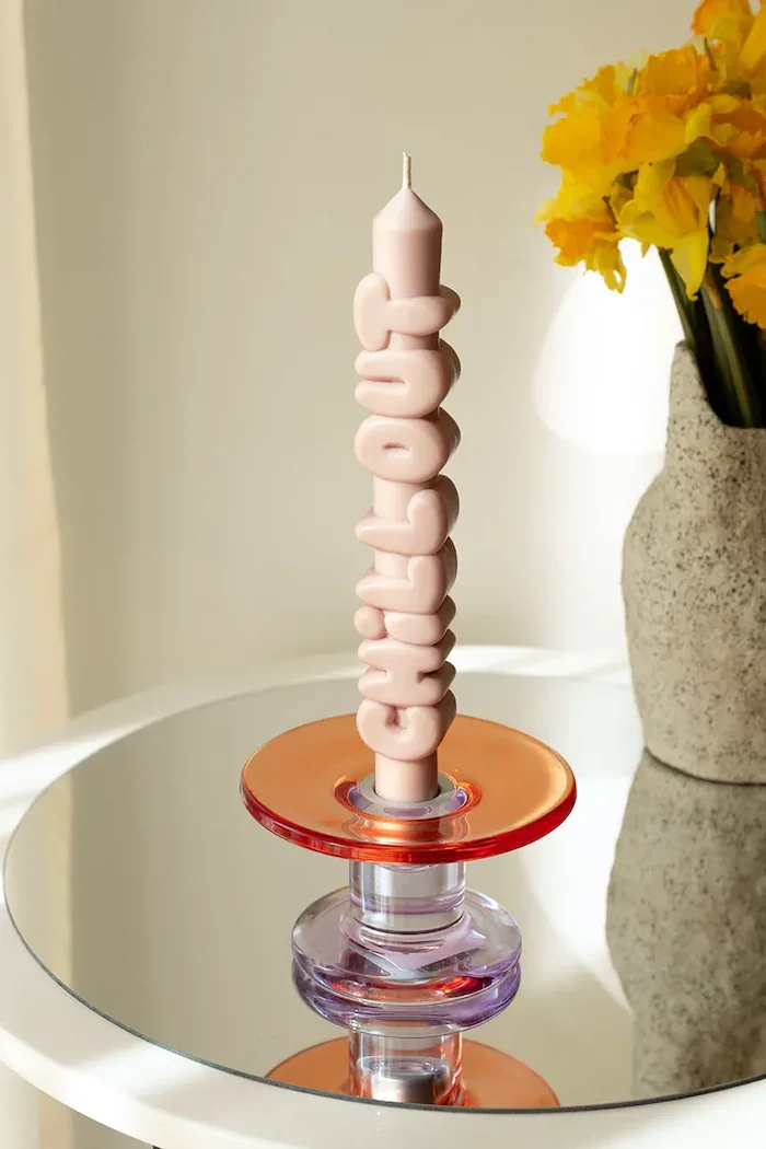 CandleHand Декоративна свещ Chill Out 23 cm в оранжево