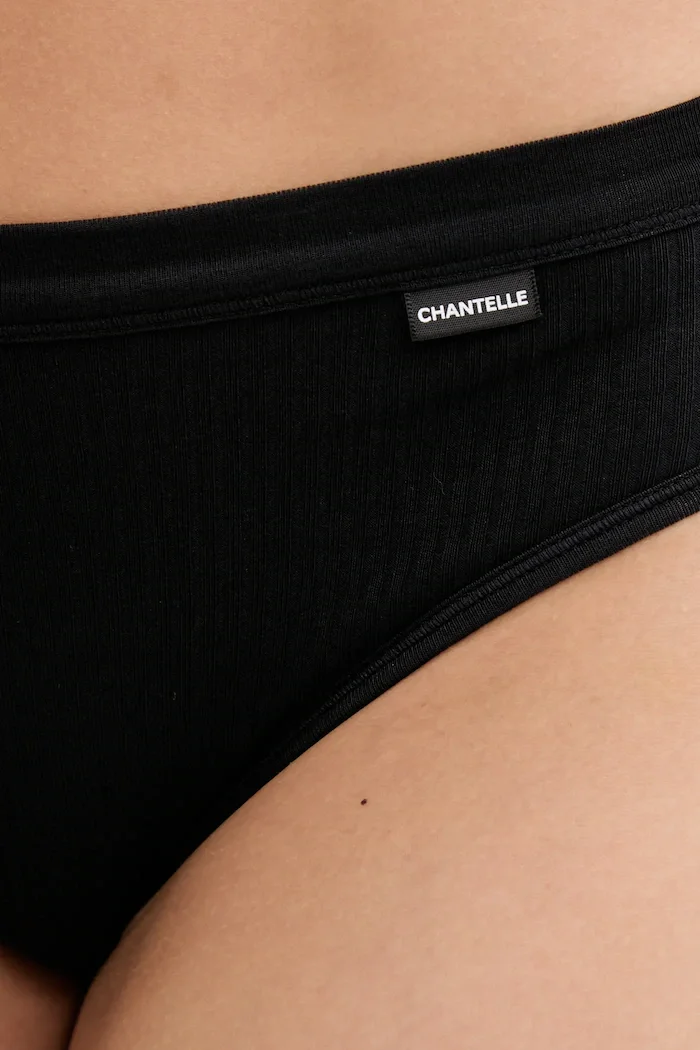 Chantelle Бикини в черно C15P50