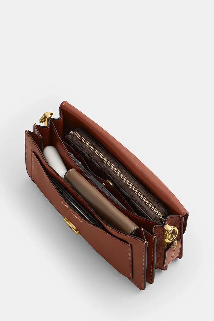 Coach чанта crossbody дамска от кожа Tabby 26 in Soft Grain Leather оранжева CCX04