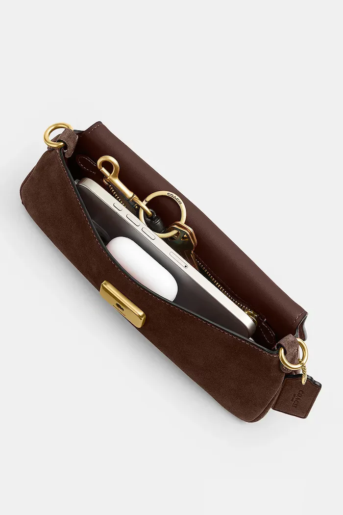Coach чанта crossbody дамска от велур Suade Jet Shoulder Bag кафява CDZ74