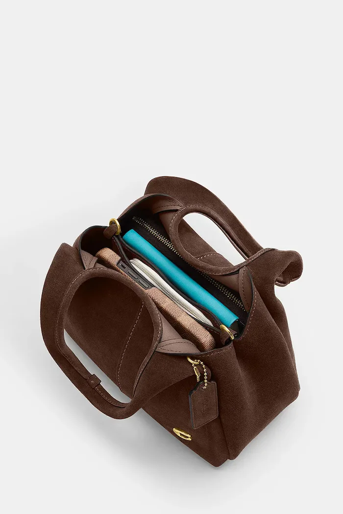 Coach чанта crossbody дамска от велур Suade Lana Shoulder Bag 23 кафява CBZ95