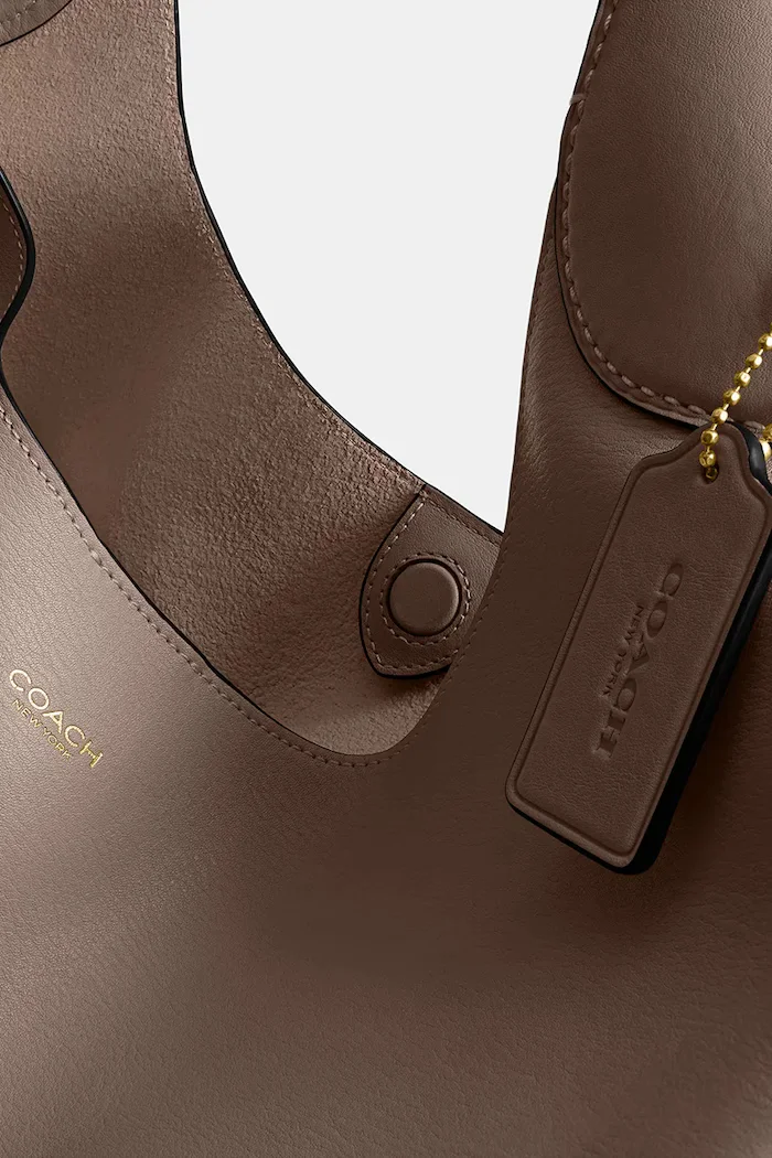 Coach Кожена чанта Brooklyn Shoulder Bag 39 в кафяво CU044