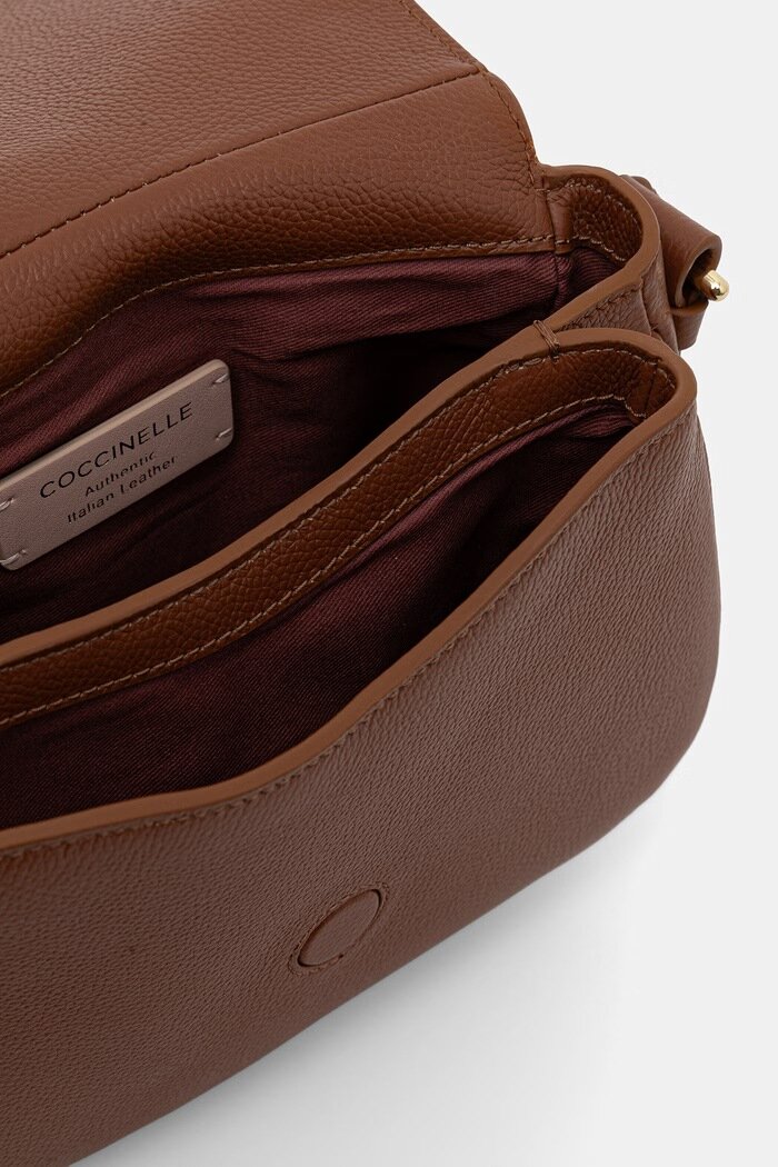 COCCINELLE чанта crossbody дамска от кожа MAVERY кафява E1 U7F 18 02 01