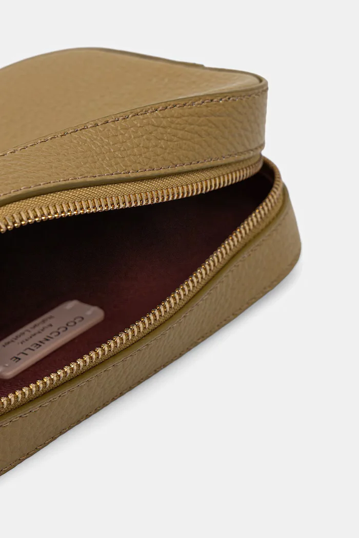 COCCINELLE чанта crossbody дамска от кожа златна E5 MN5 55 I1 01