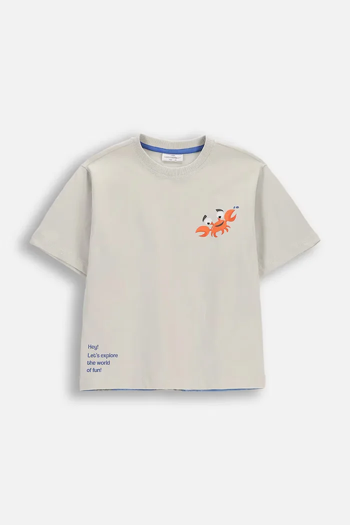 Coccodrillo Детска памучна тениска в сиво с принт REBEL PIRATE BOY KIDS