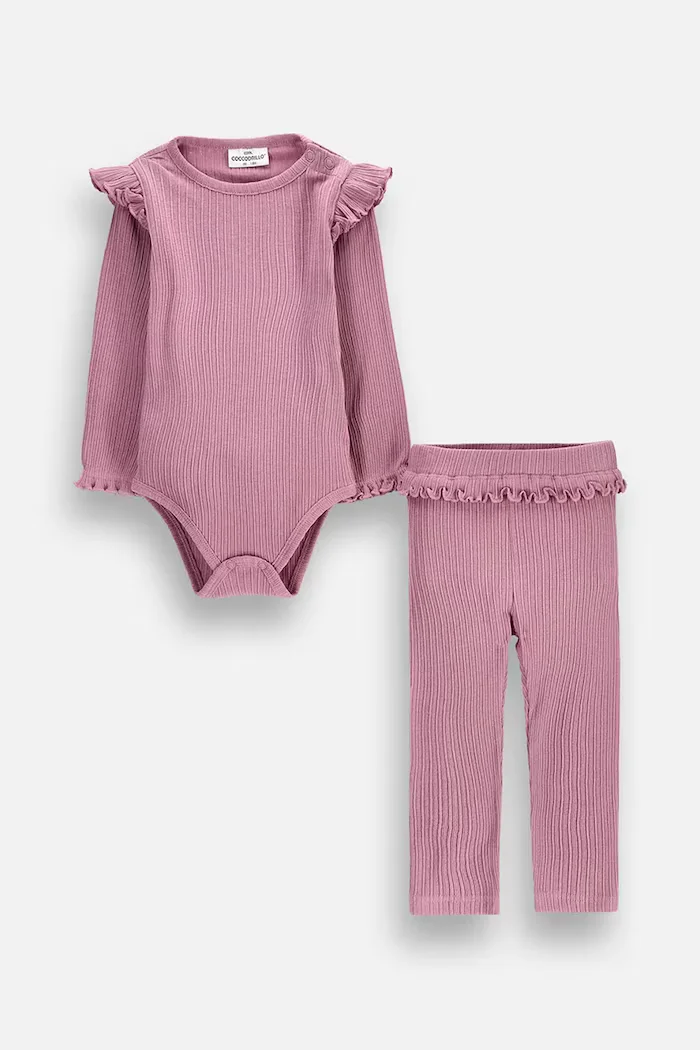 Coccodrillo ежедневен комплект за бебе от памук виолетов MAGIC AND LOVE GIRL NEWBORN