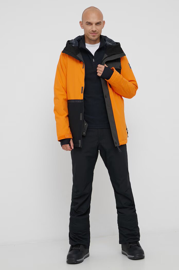 Columbia Спортен суичър Klamath Range Ii в черно с изчистен дизайн