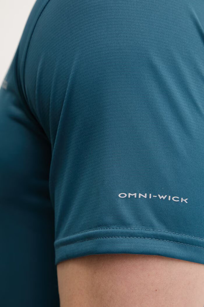 Columbia Спортна тениска Hike в черно с изчистен дизайн 1990391