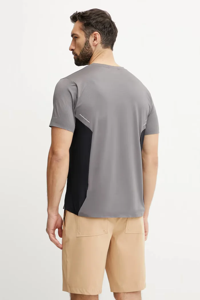 Columbia Спортна тениска Three Pitch в бежово с десен 2114753