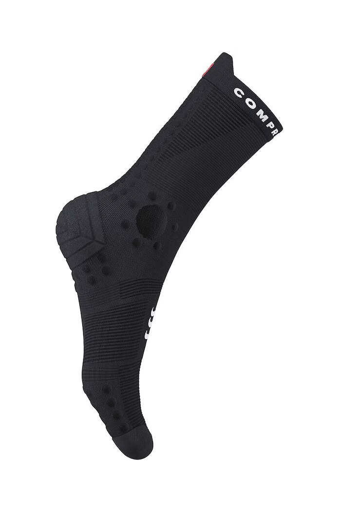 Compressport спортни чорапи Pro Racing v4.0 черни XU00048B