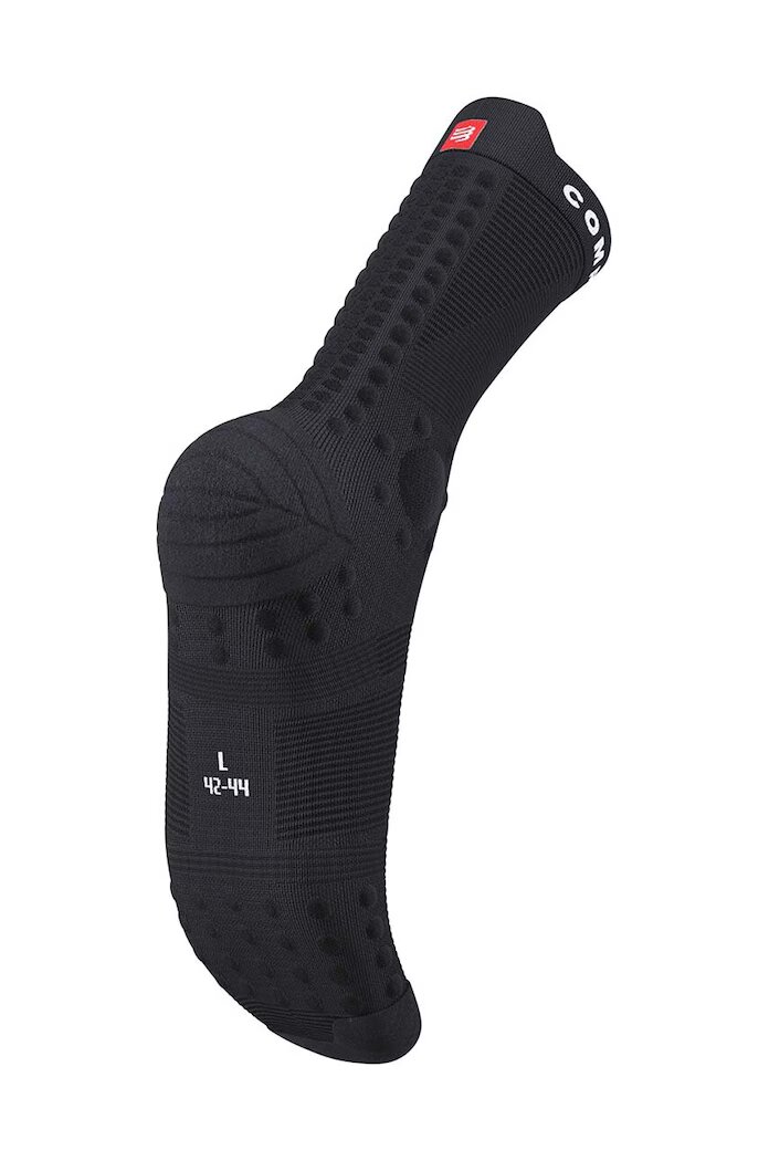 Compressport спортни чорапи Pro Racing v4.0 черни XU00048B