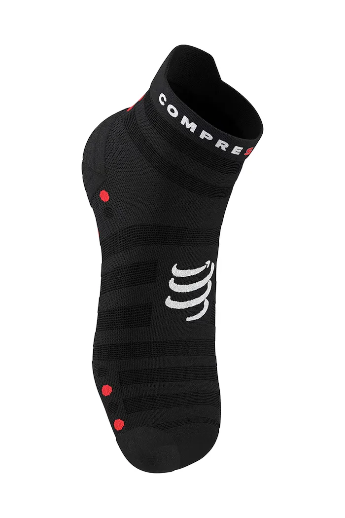 Compressport спортни чорапи ProRacingSocks v4.0 Ultralight черни XU00051B