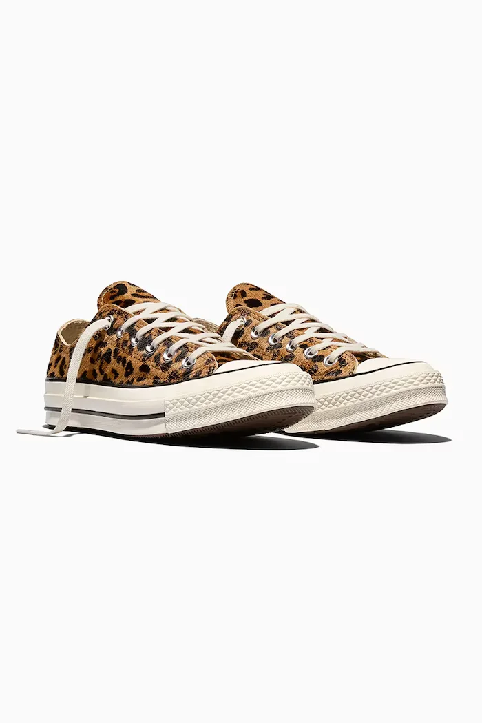 Converse Chuck 70 OX Leopard ниски кецове дамски бежови ниски A19170C